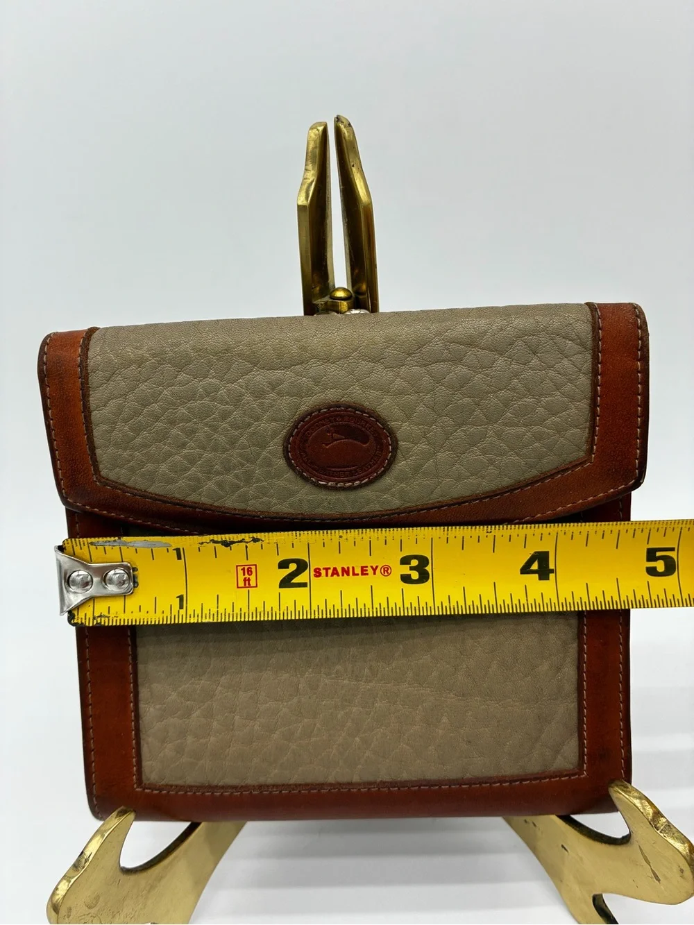 Vintage Dooney & Bourke All Weather Leather Wallet Bifold Kiss Lock Coin USA